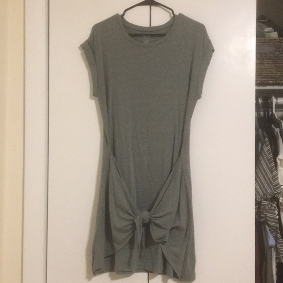 aerie Dresses & Skirts - Aerie knot front dress